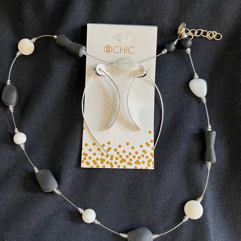 Silver-tone Black & White Necklace & Earrings Set